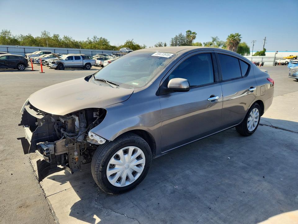 Auction sale of the 2013 Nissan Versa, vin: 3N1CN7AP2DL844586, lot number: 69433916