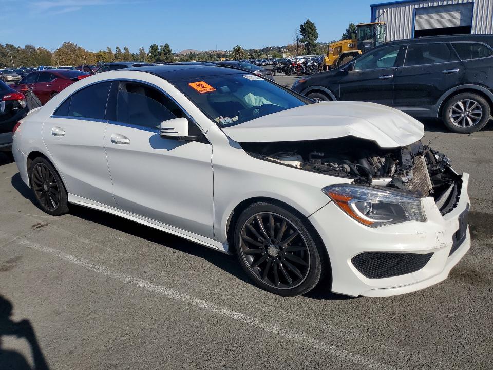 69131506 :رقم المزاد ، WDDSJ4GB1FN215148 vin ، 2015 Mercedes-benz Cla مزاد بيع