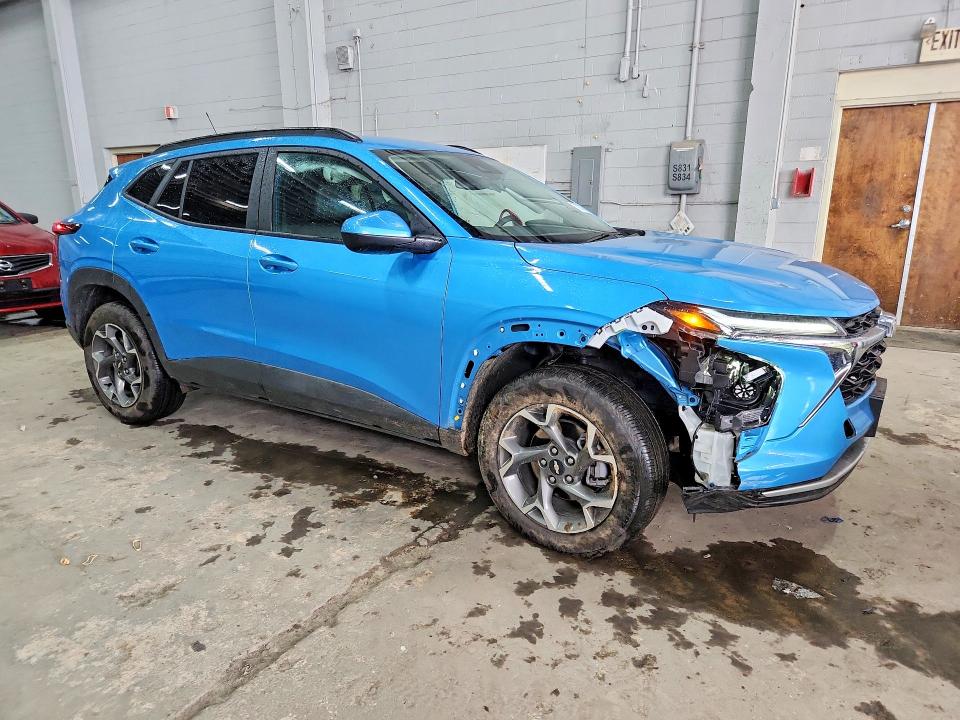 2025 Chevrolet Trax მანქანა იყიდება აუქციონზე, vin: KL77LHEP2SC182664, აუქციონის ნომერი: 70027076