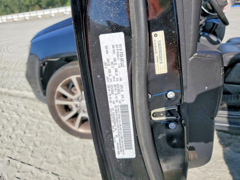 67501436 :رقم المزاد ، 1C4NJDEB0GD684118 vin ، 2016 Jeep Compass مزاد بيع