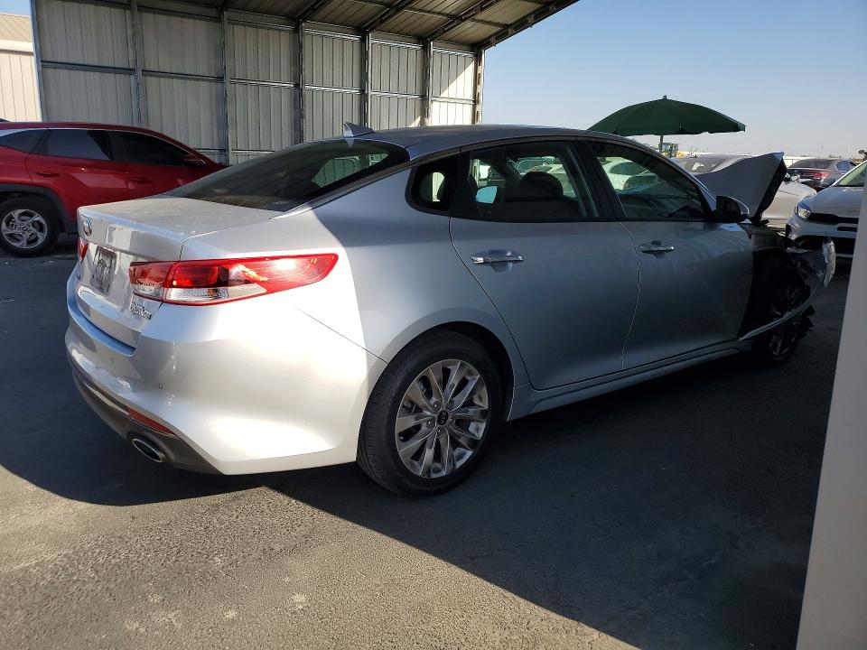 68968906 :رقم المزاد ، 5XXGT4L37JG272452 vin ، 2018 Kia Optima مزاد بيع