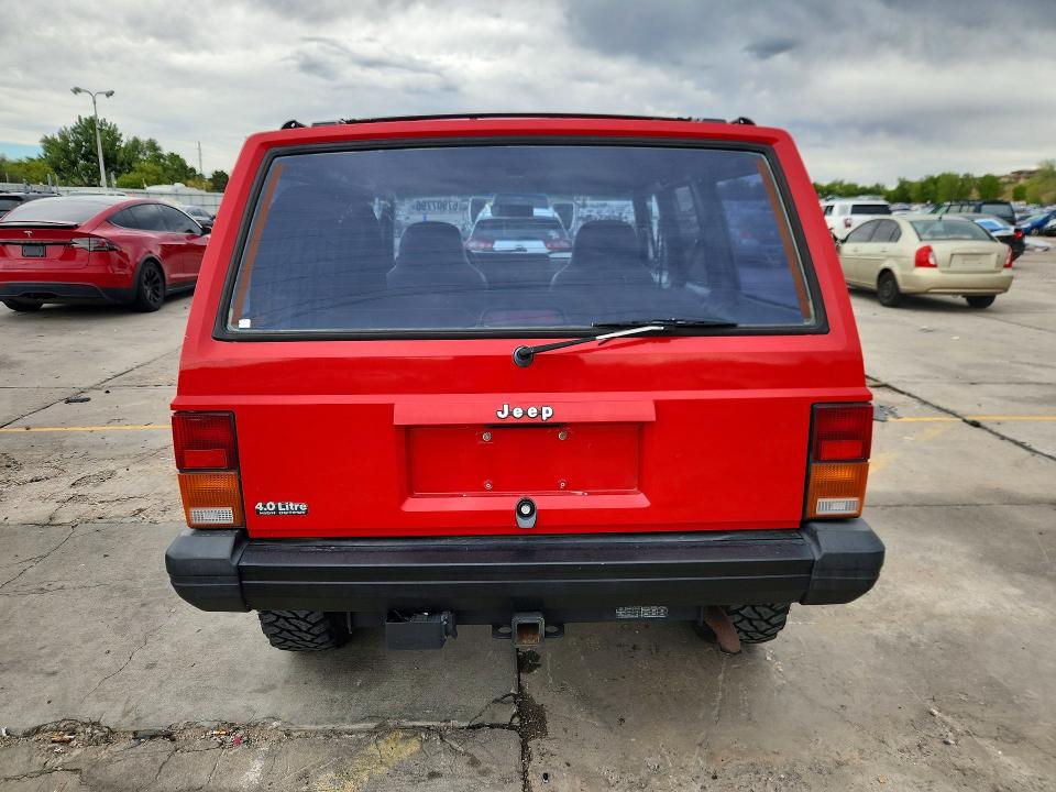 67907796 :رقم المزاد ، 1J4FJ28S0TL300935 vin ، 1996 Jeep Cherokee مزاد بيع