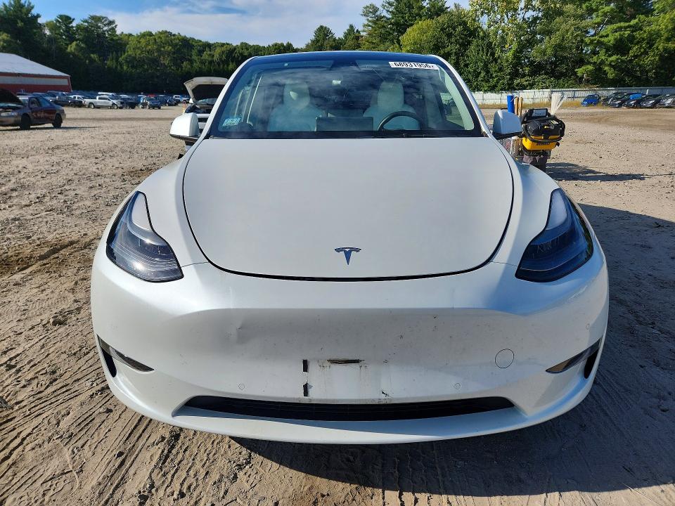 2022 Tesla Model Y მანქანა იყიდება აუქციონზე, vin: 7SAYGDEF5NF455828, აუქციონის ნომერი: 68931956