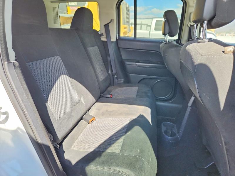 70869386 :رقم المزاد ، 1C4NJPBA8FD191217 vin ، 2015 Jeep Patriot مزاد بيع