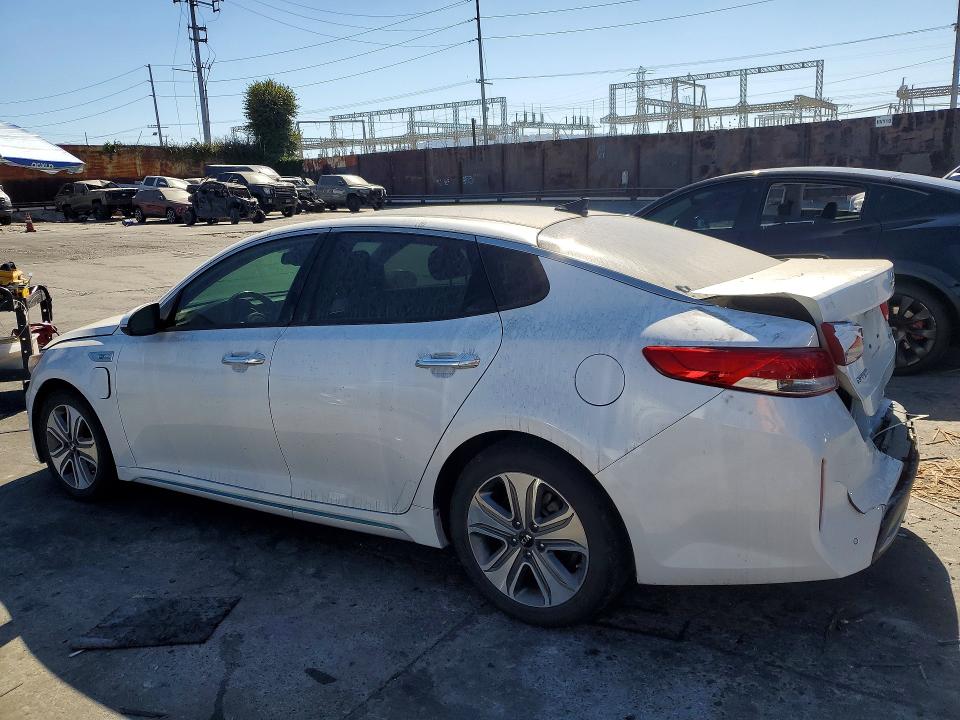 2017 Kia Optima Plug-in Hybrid მანქანა იყიდება აუქციონზე, vin: KNAGV4LD3H5011723, აუქციონის ნომერი: 67655426