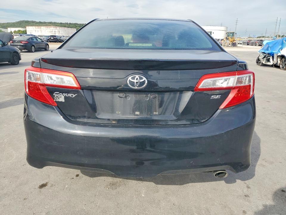 70094216 :رقم المزاد ، 4T1BF1FK2CU119179 vin ، 2012 Toyota Camry مزاد بيع