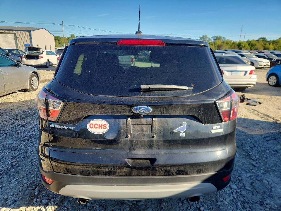 2017 Ford Escape მანქანა იყიდება აუქციონზე, vin: 1FMCU9GDXHUD01552, აუქციონის ნომერი: 69606286