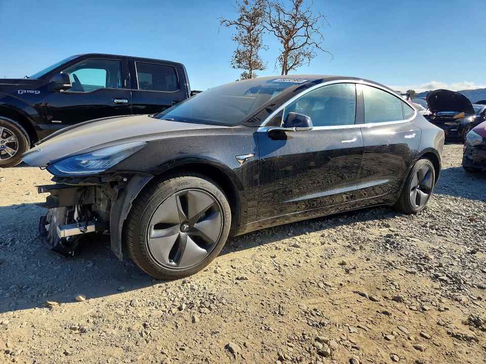Продаж на аукціоні авто 2018 Tesla Model 3, vin: 5YJ3E1EA5JF109191, номер лоту: 69232956