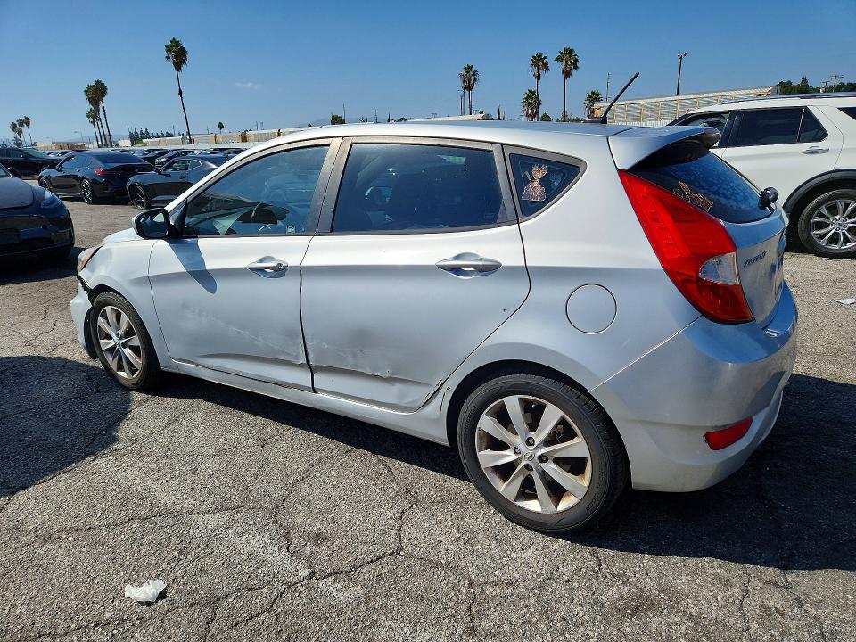 Продаж на аукціоні авто 2012 Hyundai Accent, vin: KMHCU5AE1CU004589, номер лоту: 69822266