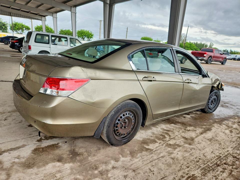 70003896 :رقم المزاد ، 1HGCP2F35AA071424 vin ، 2010 Honda Accord مزاد بيع