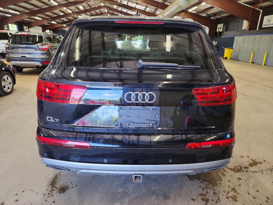 Продажа на аукционе авто 2019 Audi Q7, vin: WA1AAAF71KD002373, номер лота: 68155276