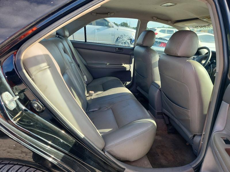 70369416 :رقم المزاد ، 4T1BE32K82U018389 vin ، 2002 Toyota Camry مزاد بيع