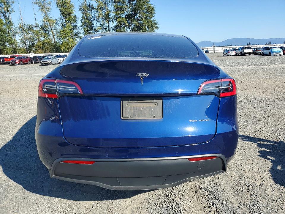 Продажа на аукционе авто 2021 Tesla Model Y, vin: 5YJYGDEE4MF073907, номер лота: 68405016