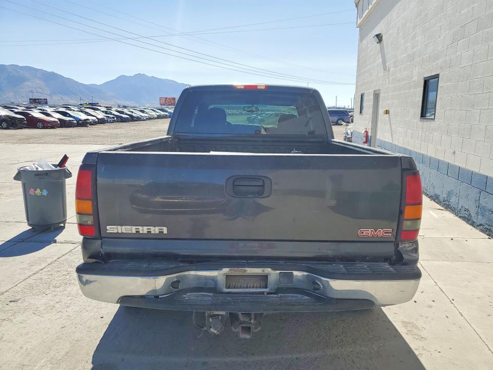 68934146 :رقم المزاد ، 2GTEK19B251296984 vin ، 2005 Gmc New Sierra مزاد بيع