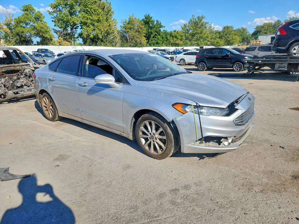 67692966 :رقم المزاد ، 3FA6P0H73HR389726 vin ، 2017 Ford Fusion مزاد بيع