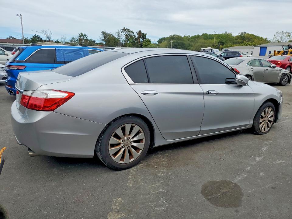2014 Honda Accord მანქანა იყიდება აუქციონზე, vin: 1HGCR2F85EA258898, აუქციონის ნომერი: 69284256