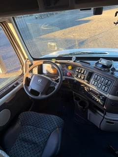 2016 Volvo Vn მანქანა იყიდება აუქციონზე, vin: 4V4NC9EJ0GN931991, აუქციონის ნომერი: 66760546