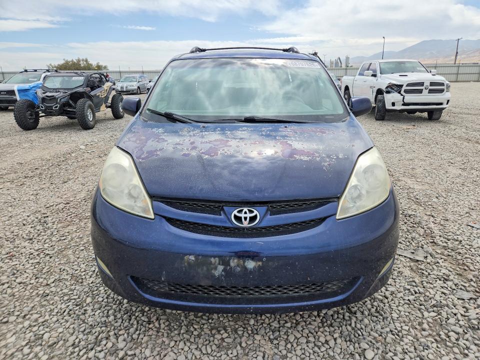 2006 Toyota Sienna მანქანა იყიდება აუქციონზე, vin: 5TDZA22C86S411031        , აუქციონის ნომერი: 68707626