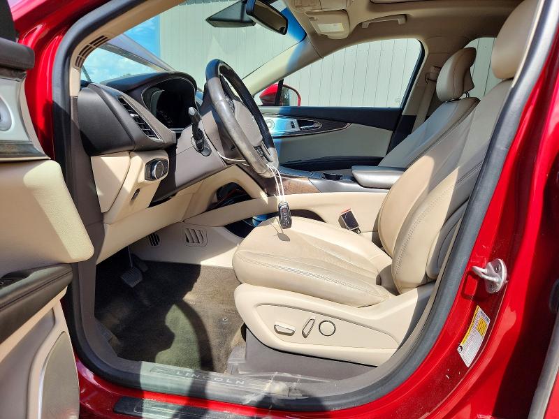 67689636 :رقم المزاد ، 2LMTJ8LR9GBL39531 vin ، 2016 Lincoln Mkx مزاد بيع