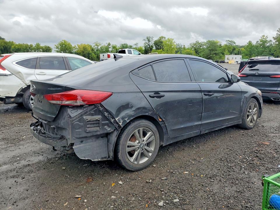 2017 Hyundai Elantra მანქანა იყიდება აუქციონზე, vin: 5NPD84LF6HH052068, აუქციონის ნომერი: 67618216