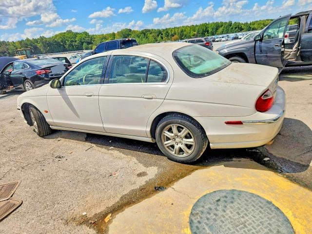 2003 Jaguar S-type მანქანა იყიდება აუქციონზე, vin: SAJEA01T43FM85774, აუქციონის ნომერი: 66658346