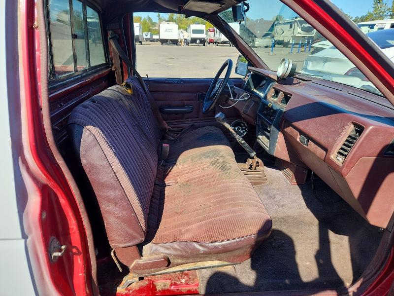 69368256 :رقم المزاد ، 1N6SD11S5NC326849 vin ، 1992 Nissan Truck مزاد بيع