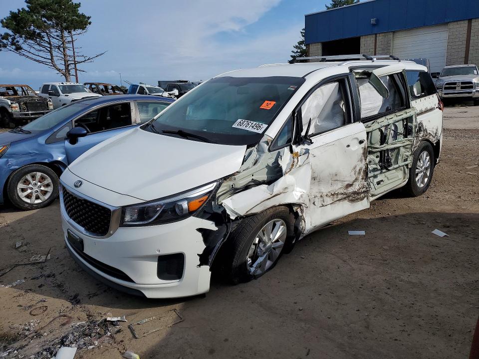 68761496 :رقم المزاد ، KNDMB5C16H6334569 vin ، 2017 Kia Sedona مزاد بيع