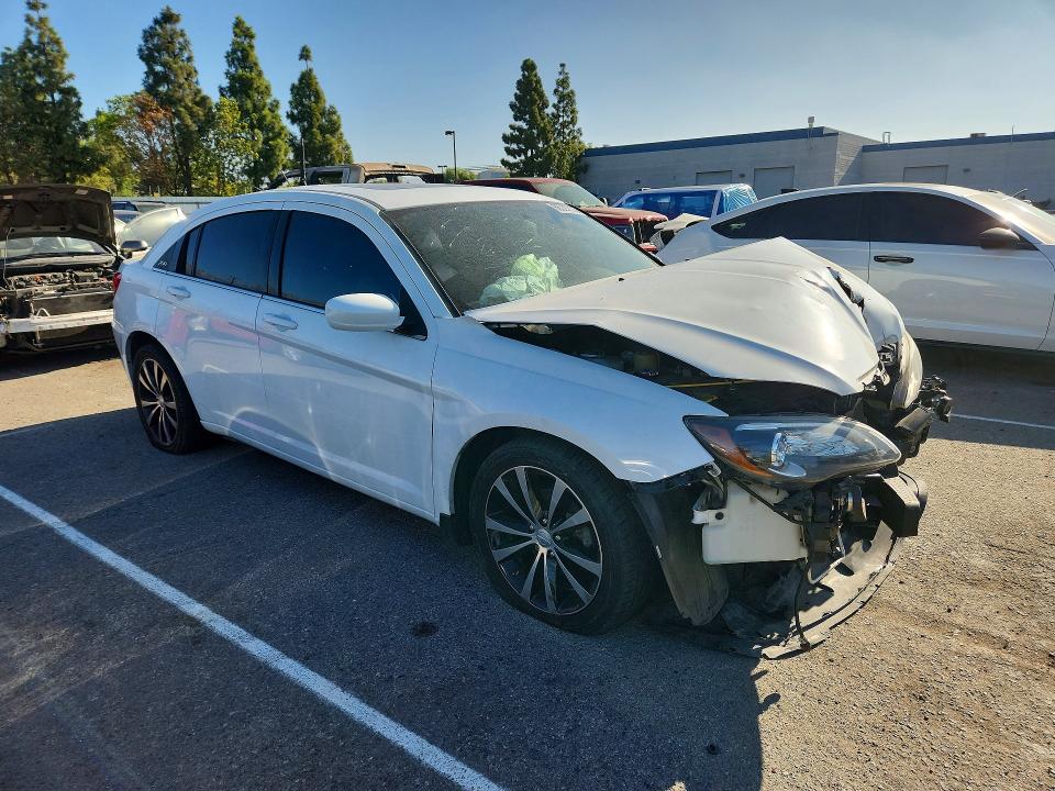 Aukcja sprzedaży 2011 Chrysler 200, vin: 1C3BC8FG7BN611205, numer aukcji: 68027036