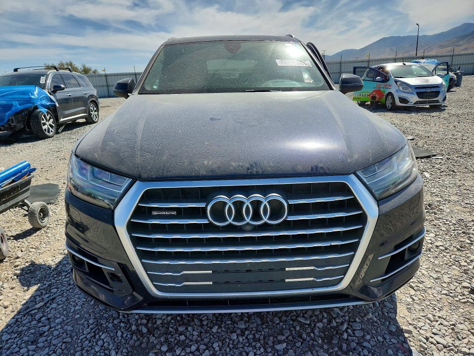68432306 :رقم المزاد ، WA1VAAF79HD031405 vin ، 2017 Audi Q7 مزاد بيع
