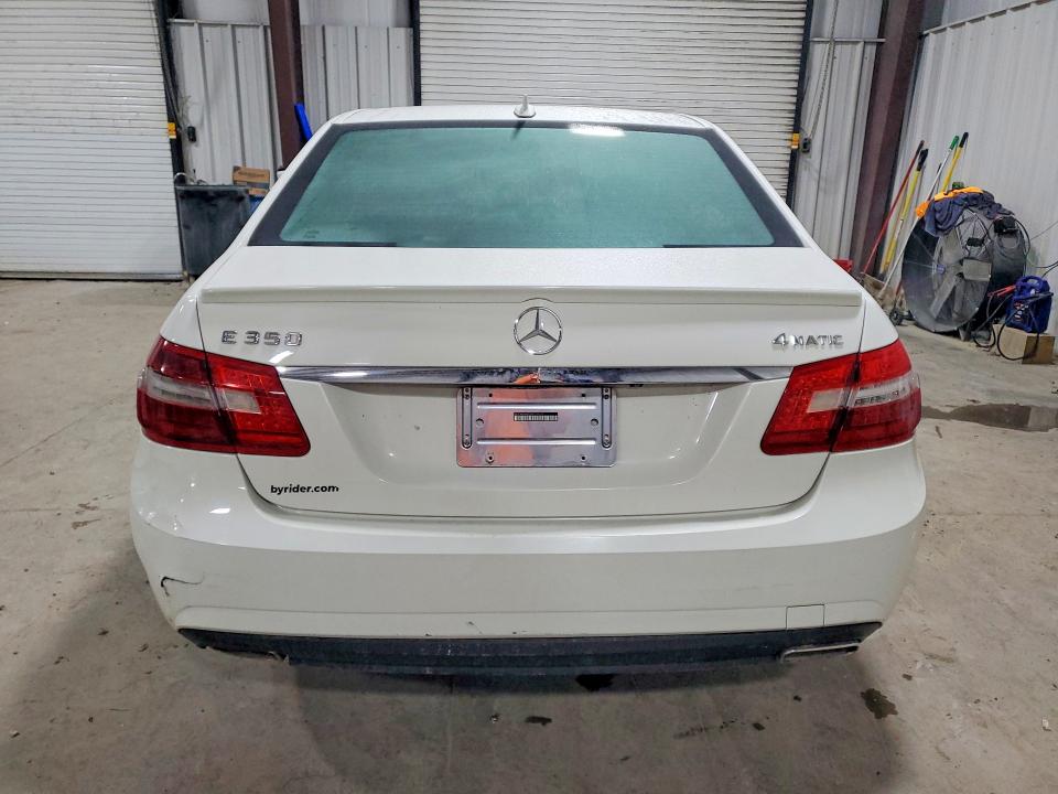 69307116 :رقم المزاد ، WDDHF8HB2AA156757 vin ، 2010 Mercedes-benz E مزاد بيع