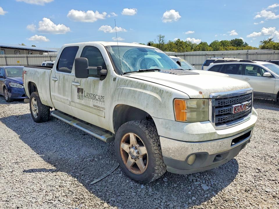 67848626 :رقم المزاد ، 1GT121C80BF209311 vin ، 2011 Gmc Sierra مزاد بيع