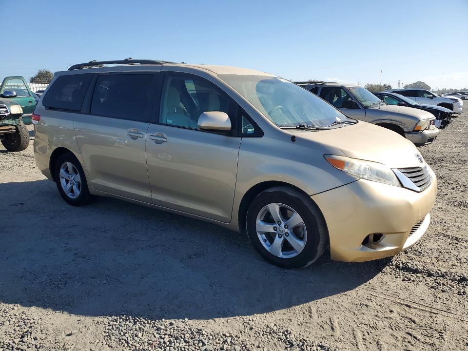 2012 Toyota Sienna მანქანა იყიდება აუქციონზე, vin: 5TDKK3DC9CS209151, აუქციონის ნომერი: 70046196