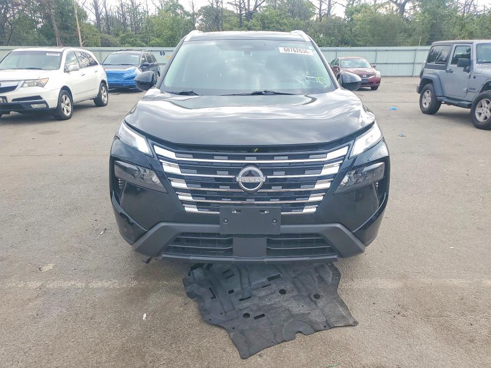68762636 :رقم المزاد ، 5N1BT3BB5SC842278 vin ، 2025 Nissan Rogue مزاد بيع