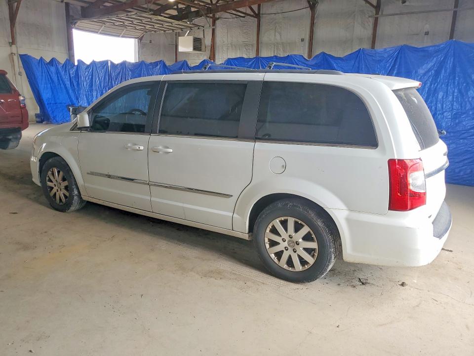68055336 :رقم المزاد ، 2C4RC1BG4FR695919 vin ، 2015 Chrysler Town & Country مزاد بيع