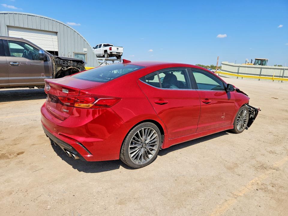 2017 Hyundai Elantra მანქანა იყიდება აუქციონზე, vin: KMHD04LBXHU354503, აუქციონის ნომერი: 68175506