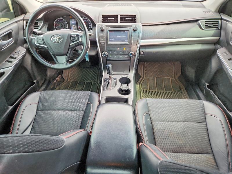 68640616 :رقم المزاد ، 4T1BF1FK3FU040219 vin ، 2015 Toyota Camry مزاد بيع