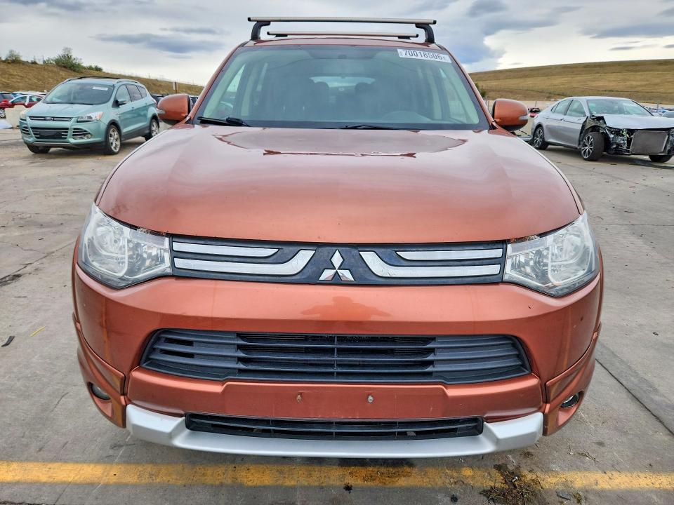 2014 Mitsubishi Outlander მანქანა იყიდება აუქციონზე, vin: JA4AZ3A30EZ004597, აუქციონის ნომერი: 70018506
