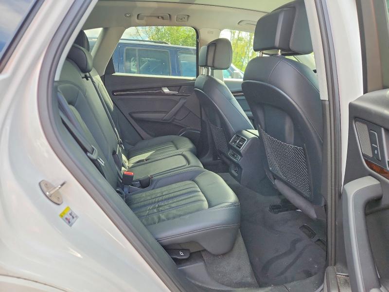 69792576 :رقم المزاد ، WA1BNAFY7J2168232 vin ، 2018 Audi Q5 مزاد بيع