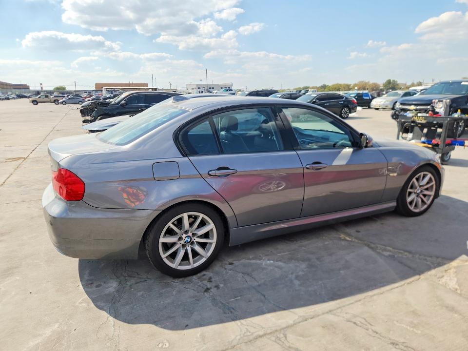 2011 Bmw 328 მანქანა იყიდება აუქციონზე, vin: WBAPH7C52BE679425, აუქციონის ნომერი: 69629636