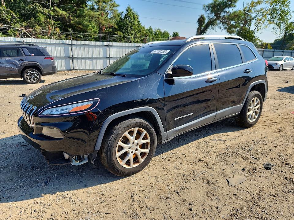 2017 Jeep Cherokee მანქანა იყიდება აუქციონზე, vin: 1C4PJMCS3HW530066, აუქციონის ნომერი: 67108656
