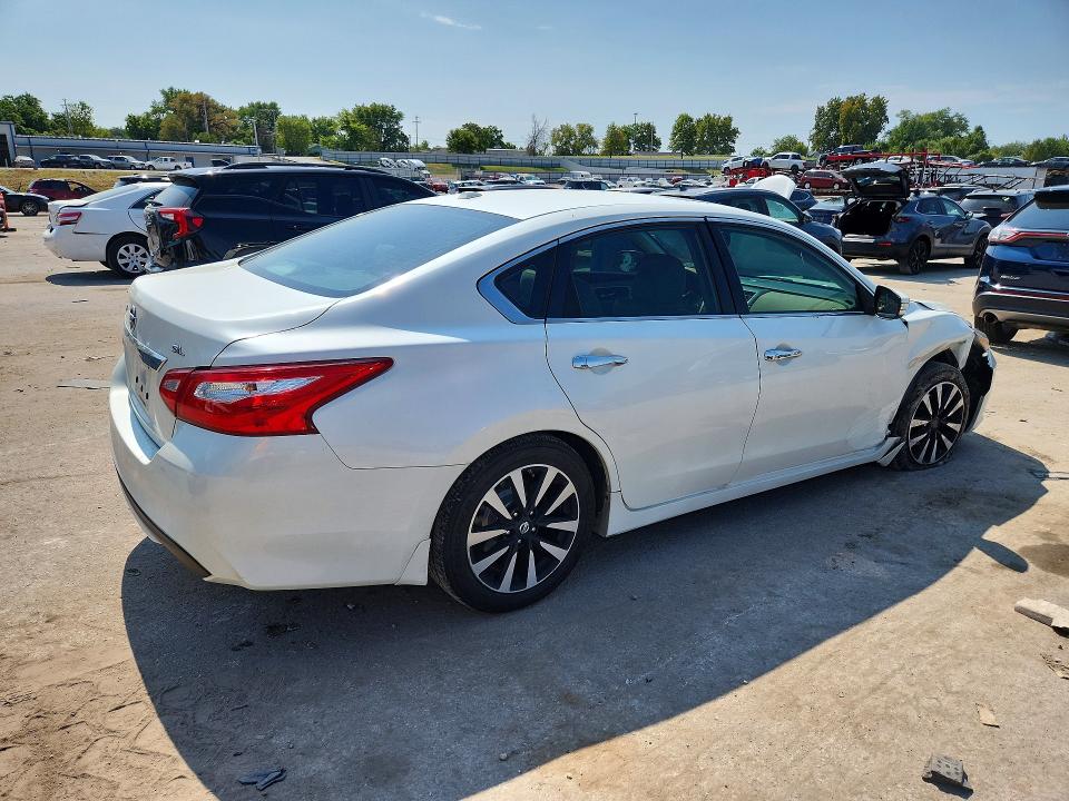 Aukcja sprzedaży 2017 Nissan Altima, vin: 1N4AL3AP2HC498274, numer aukcji: 68357386