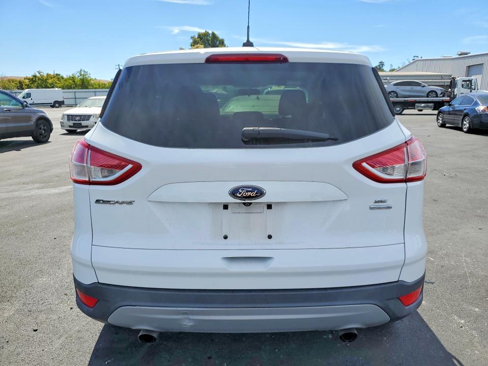 Продажа на аукционе авто 2015 Ford Escape, vin: 1FMCU9GXXFUA68599, номер лота: 70579816