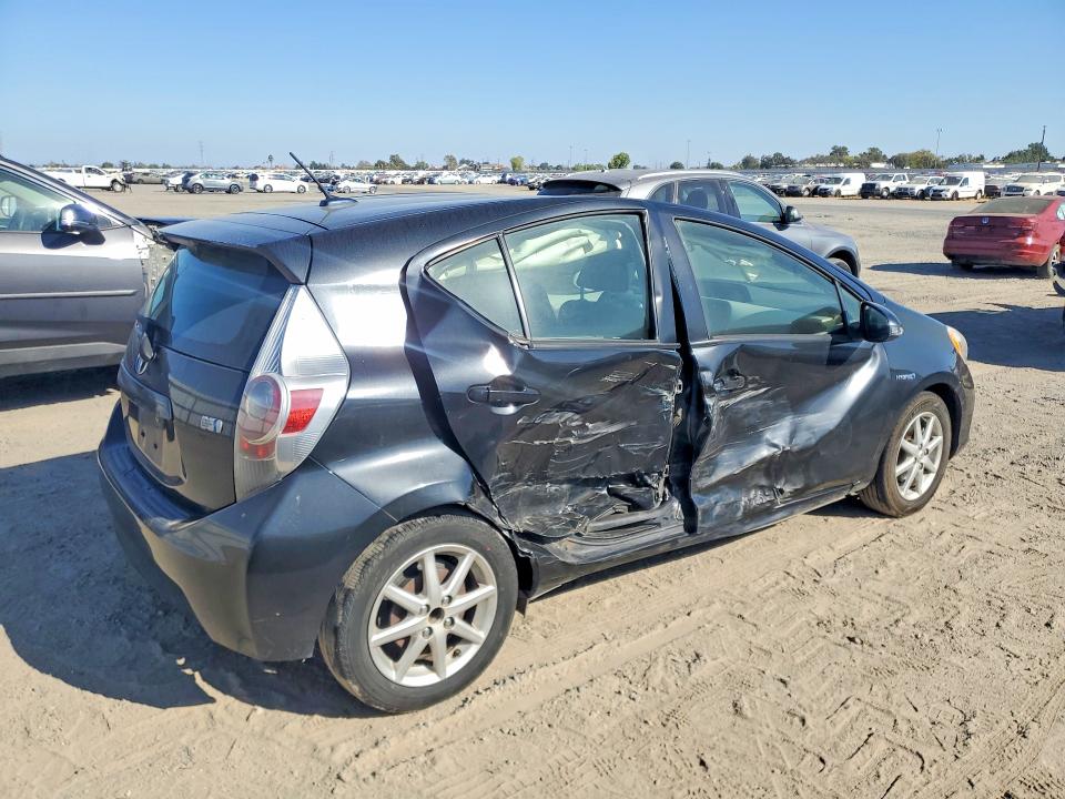 2012 Toyota Prius C მანქანა იყიდება აუქციონზე, vin: JTDKDTB32C1023395, აუქციონის ნომერი: 69923156