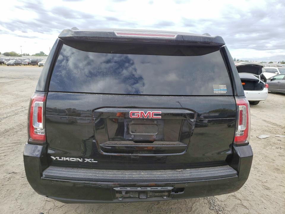 67478176 :رقم المزاد ، 1GKS1GKC7JR400306 vin ، 2018 Gmc Yukon Xl مزاد بيع