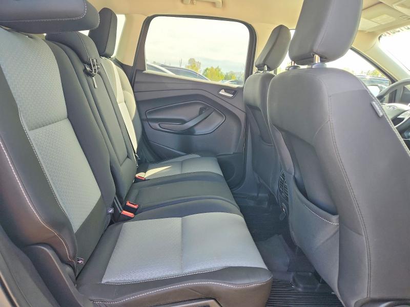 70190756 :رقم المزاد ، 1FMCU9GD0JUD53438 vin ، 2018 Ford Escape مزاد بيع