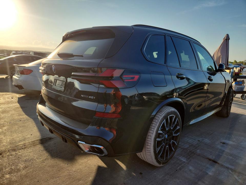 69705566 :رقم المزاد ، 5UX23EU08S9Z13075 vin ، 2025 Bmw X5 مزاد بيع
