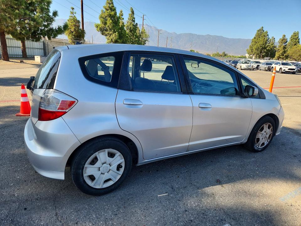 69194486 :رقم المزاد ، JHMGE8H35CS000855 vin ، 2012 Honda Fit مزاد بيع