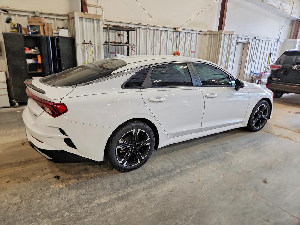Продажа на аукционе авто 2024 Kia K5, vin: 5XXG64J22RG242661, номер лота: 67338516