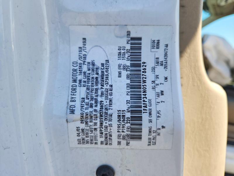 69746856 :رقم المزاد ، 1FAFP34N05W278629 vin ، 2005 Ford Focus مزاد بيع