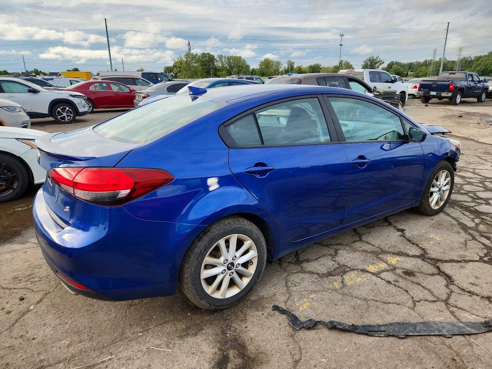 Продажа на аукционе авто 2017 Kia Forte, vin: 3KPFL4A73HE158159, номер лота: 69567346
